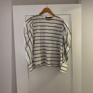 Striped Zara Blouse with Puffy sleeves in Size L